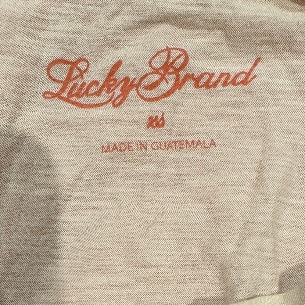Light shirt - Picture 2 of 2